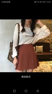 Chân váy xếp ly vạt chéo