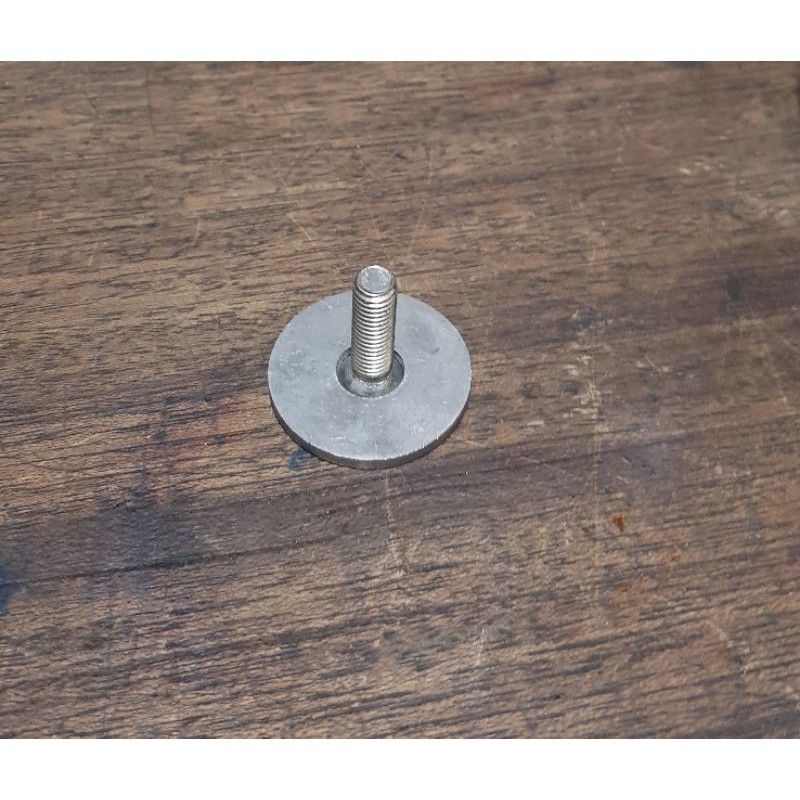 ỐC ĐẶC PHI 38 BẮT LAN CANG / CẦU THANG KÍNH