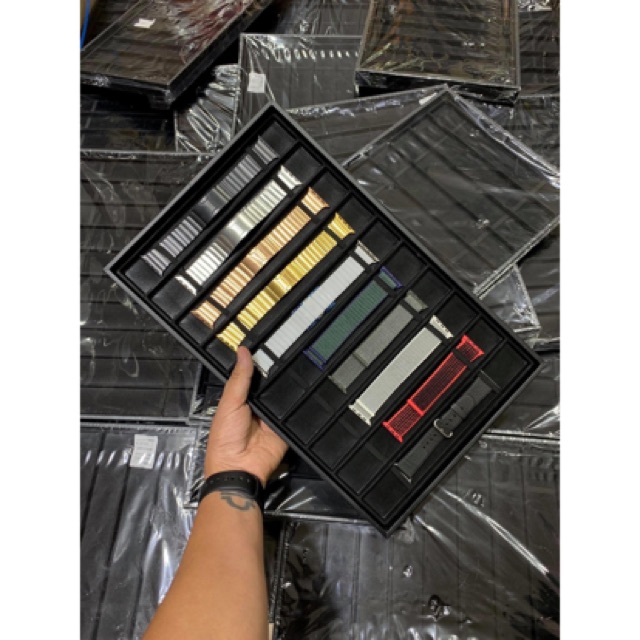 Khay đựng dây đồng hồ Apple Watch lót nhung