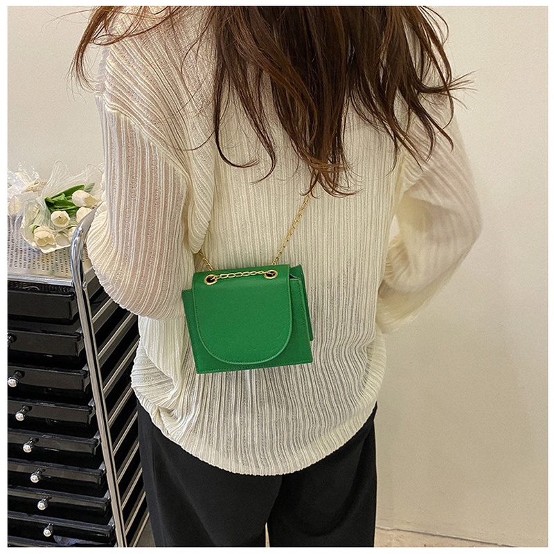 Túi Đeo Chéo Họa Tiết Dập Nổi Đơn Giản Mẫu Mới 2022 NB00354