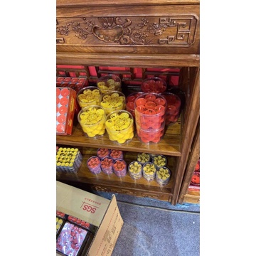 Nến bơ thực vật hộp 100 viên vs 112 viên - 1 viên cháy 4 giờ