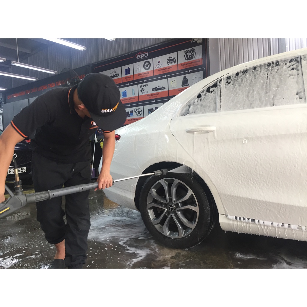 Nước Rửa Xe Và Khoang Máy Không Chạm BIO 35 Ekokemika 22L Kèm Quà Tặng Tặng