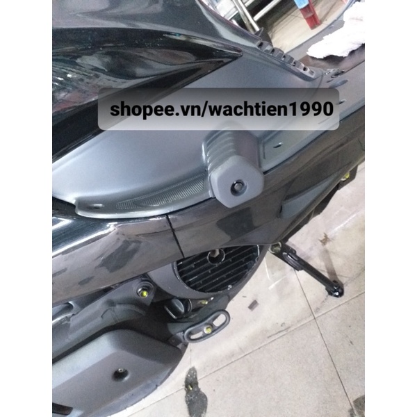 Chụp gác chân xe spacy 125
