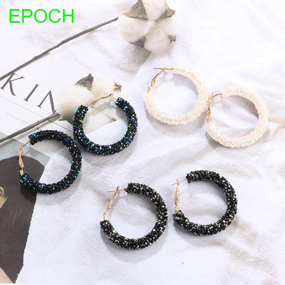 Khuyên tai hình tròn lớn đính kim cương giả sành điệu