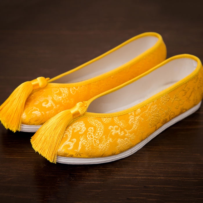 Giày Đế Bệt Thêu Hoa Tua Rua Phong Cách Trung Hoa Cổ Điển Cho Nữ