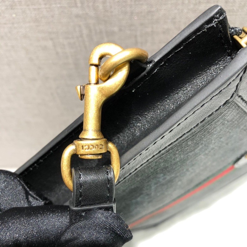 Cluth cầm tay cho nam Gucci GC da thật cao cấp bo viền nổi bật