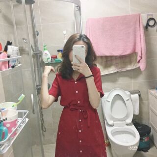 (Thanh lý nghỉ bán) Váy cúc dài màu đỏ