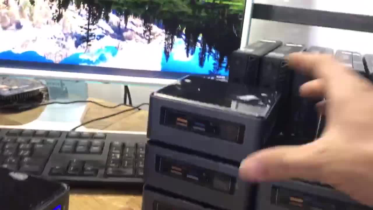 Nuc intel dòng máy tính mini siêu gọn nhẹ với đầy đủ cổng kết nối | BigBuy360 - bigbuy360.vn