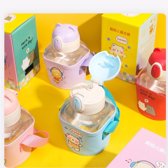 Bình Nước 600ml Cho Bé Đi Học - Kèm Ống Hút Và Túi Vải