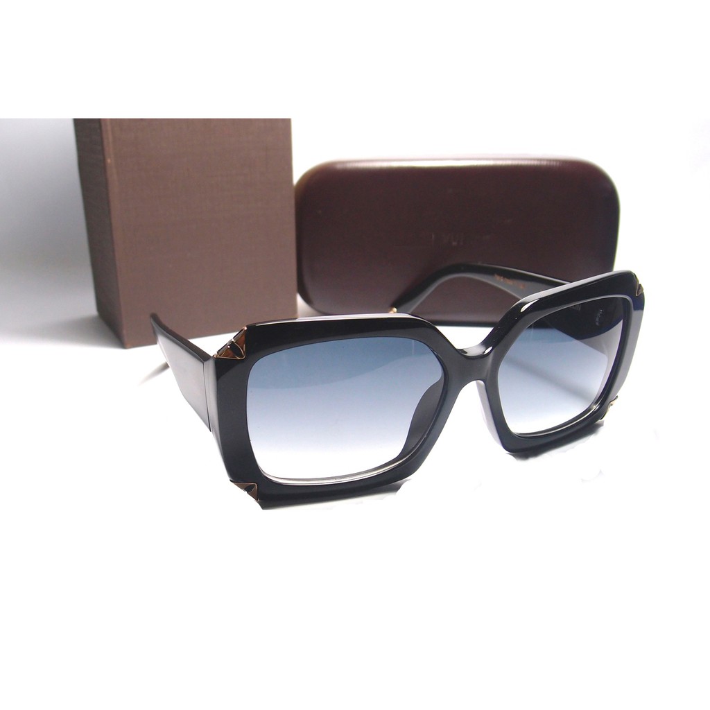 Kính chống UV siêu sang đầy đủ hộp hiệu như hình