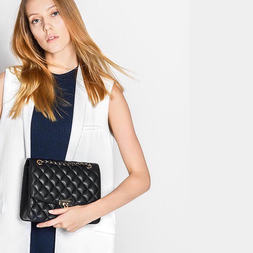 Túi xách CNK trám size 24 sang chảnh