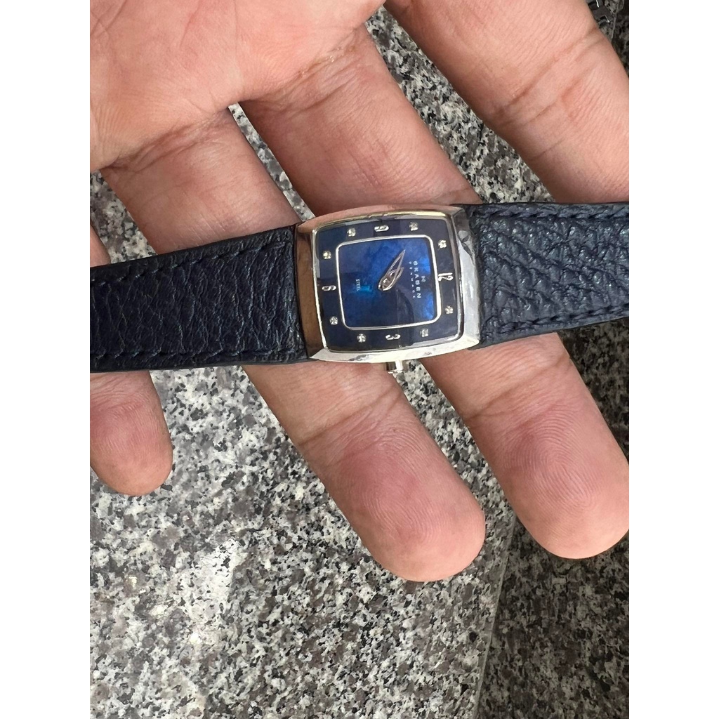 Đồng hồ nữ Skagen  chính hãng  đẹp 95%  mặt màu xanh ngọc  lên tay rất đẹp