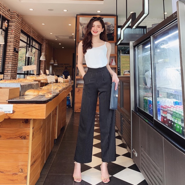 QUẦN KẺ ỐNG SUÔNG KHOÁ SƯỜN CHUN SAU LƯNG