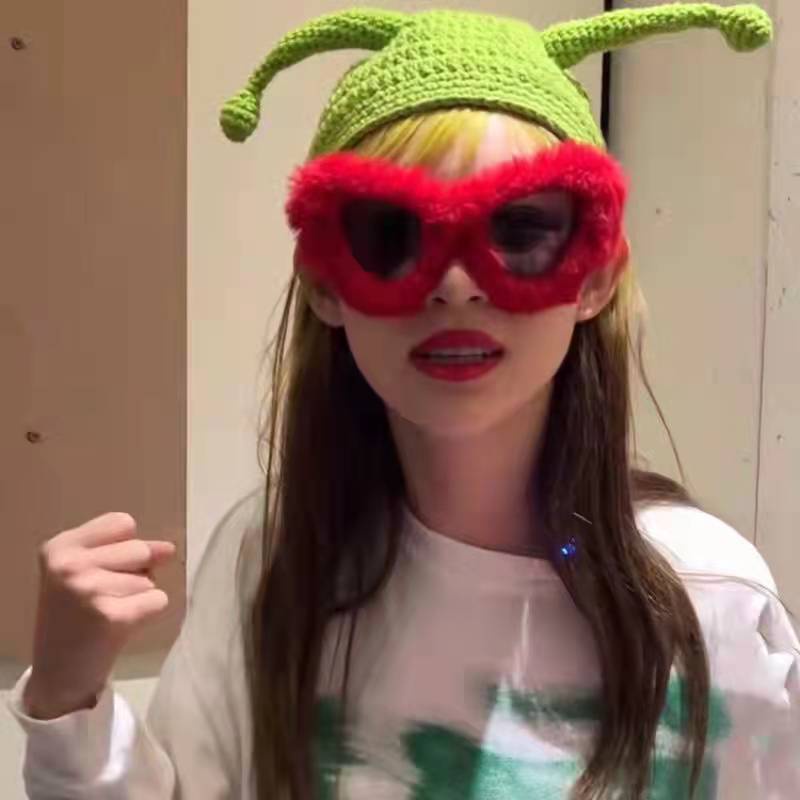 Kính Mát Hình Mắt Mèo Phối Lông Nhiều Màu Sắc Thời Trang Phong Cách Phương Tây