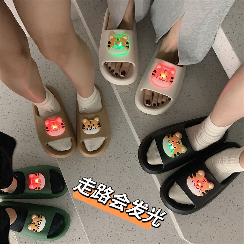 Dép Sandal Chống Trượt In Hình Hổ Dễ Thương Thời Trang Mùa Hè Cho Nữ
