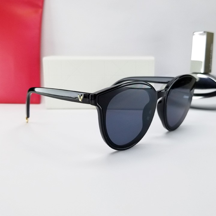 Mắt kính nữ mắt mèo chữ V 337- Tròng kính, gọng kính màu nâu trà, ôm mặt, không kén size - Đạt chuẩn UV400 - Giá sỉ | BigBuy360 - bigbuy360.vn