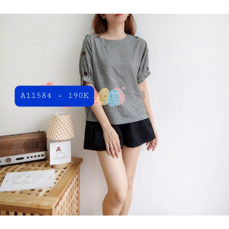 Áo caro tay dơi bo thun cầu vai nút