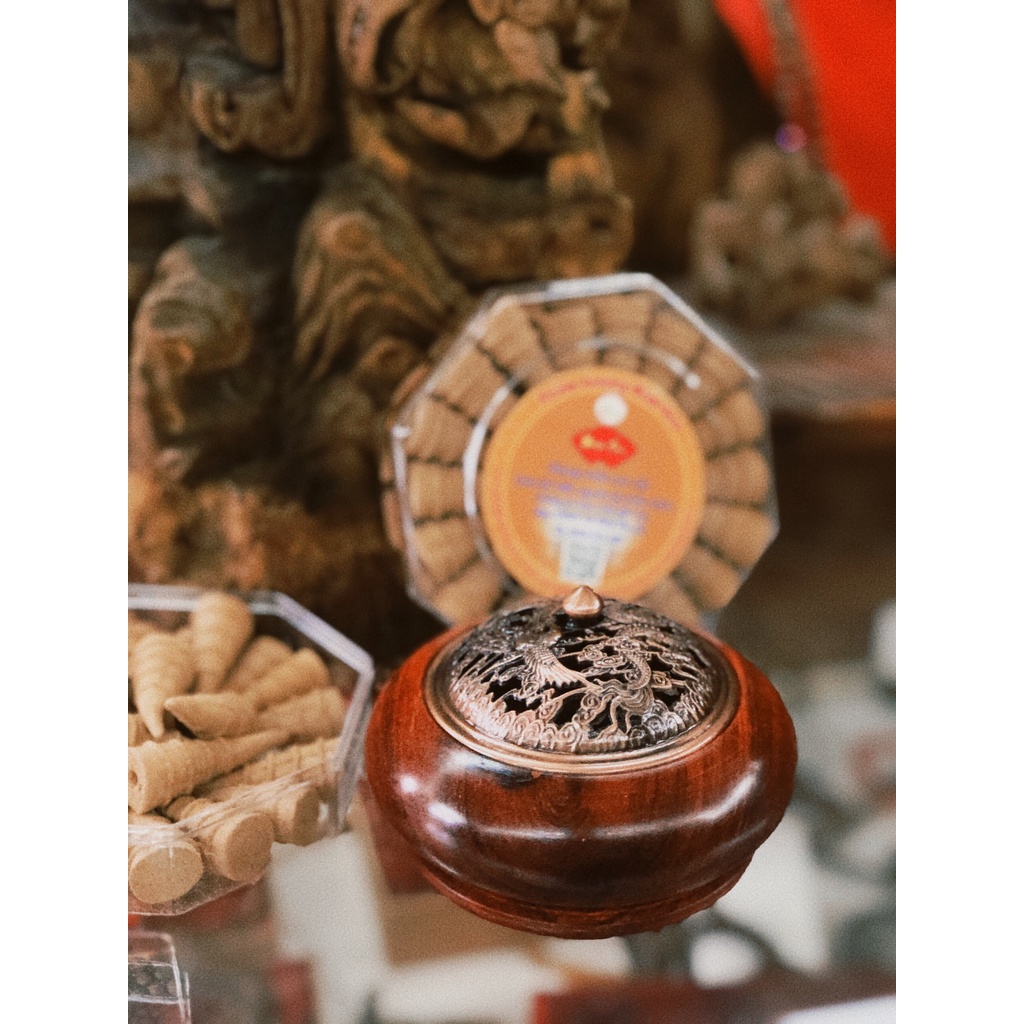 Lư xông trầm gỗ hương [Gỗ hương nguyên khối] nắp rồng