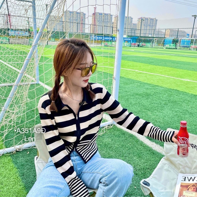 Áo khoác len sọc tay dài dây kéo minie