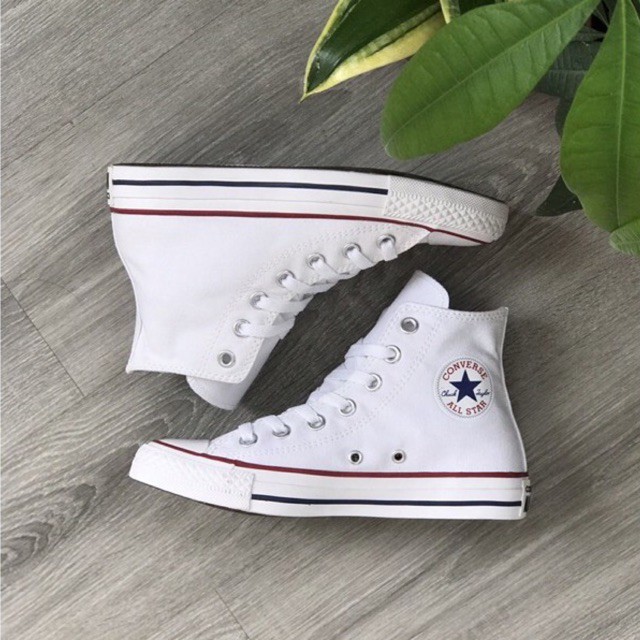 Giày Converse Chính Hãng Trắng Classic cổ cao ( Hàng trưng bày Store)