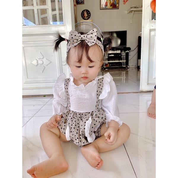 Bodysuit dài tay vintage kèm yếm chất nhung ấm áp