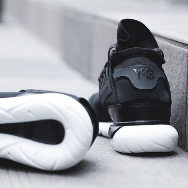GIÀY THỂ THAO Y3 Qasa High In Black White ĐEN ĐẾ TRẮNG