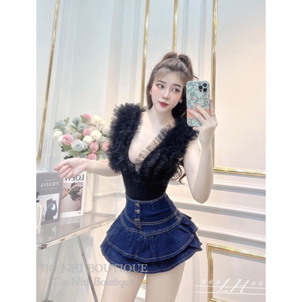 Áo bodysuit phối lưới cổ V | BigBuy360 - bigbuy360.vn
