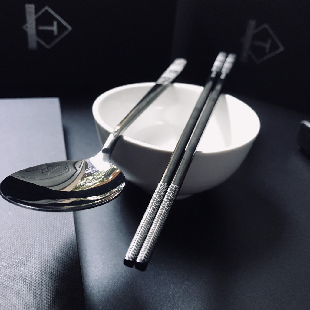 Bộ muỗng đũa mạ Titan inox 304 cao cấp phủ bóng đẳng cấp bữa cơm gia đình