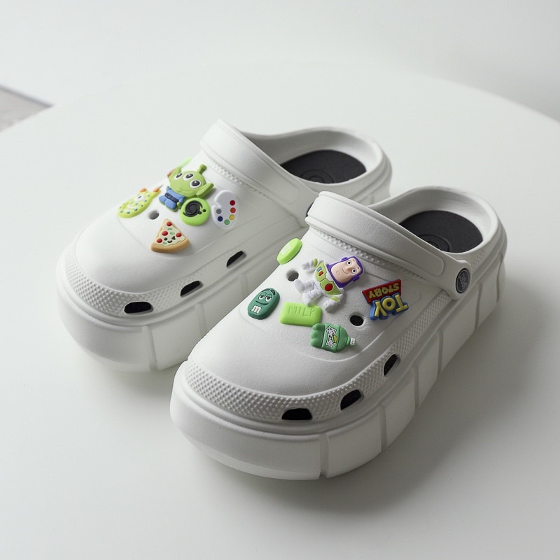Dép sục nữ dép crocs HÀNG CHÍNH HÃNG chất liệu EVA nhẹ đế cao 6 cm ,kèm 12 sticker
