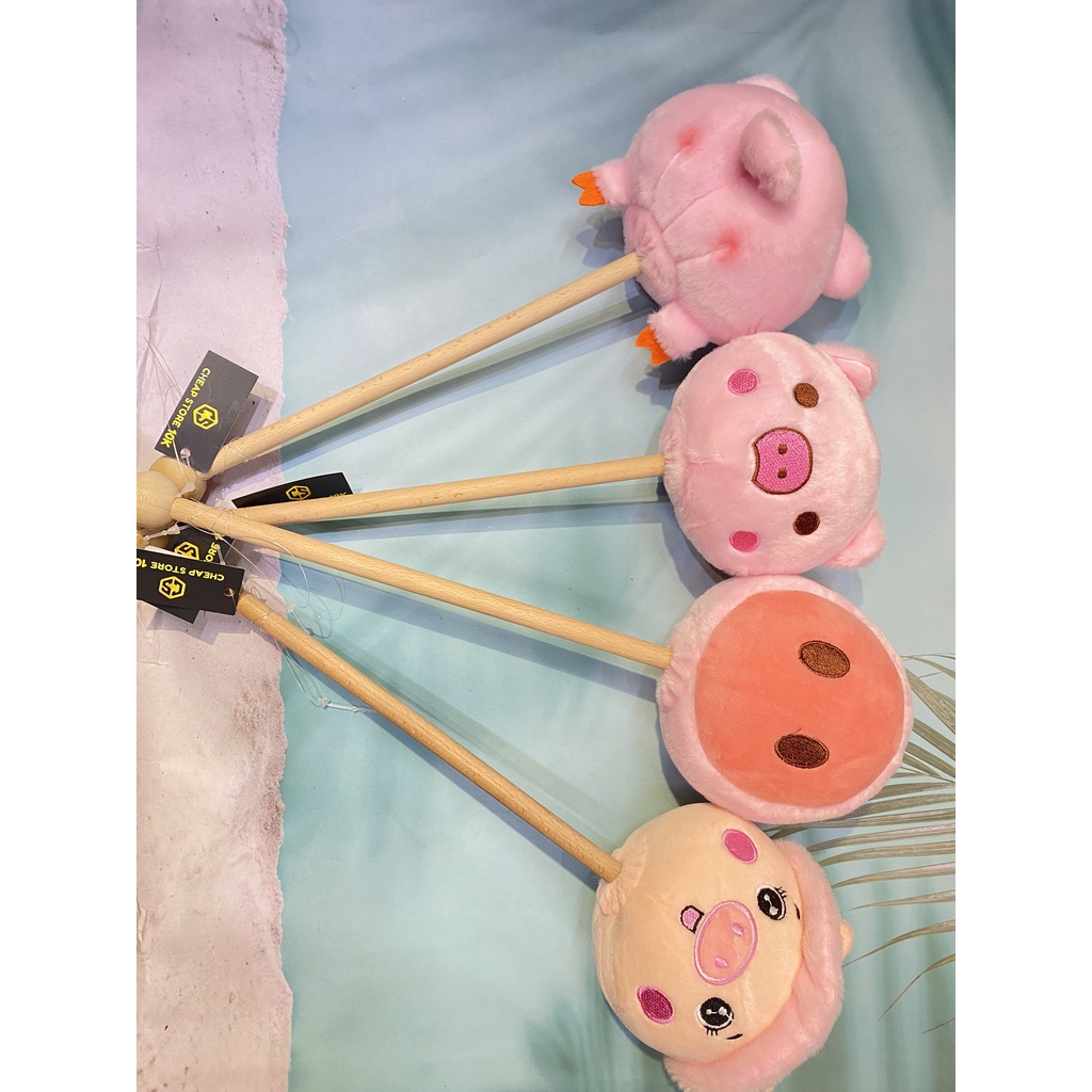 Đấm lưng gấu bông