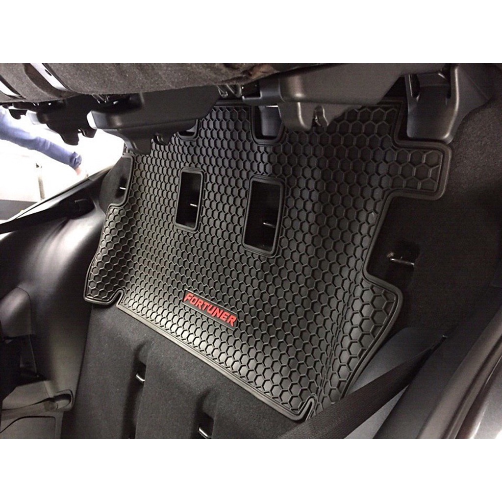 Thảm sàn, lót sàn cao su 3D không mùi Cao cấp dành cho xe Toyota Fortuner 2017-2019