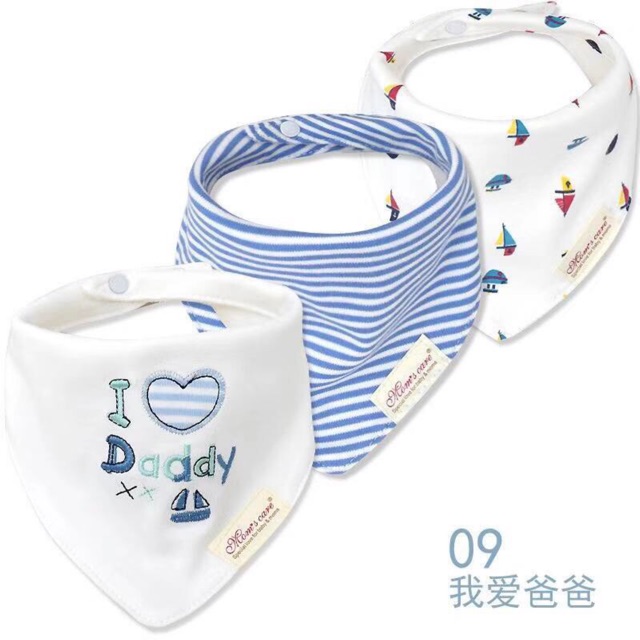 Set 3 yếm tam giác Momcare cho bé