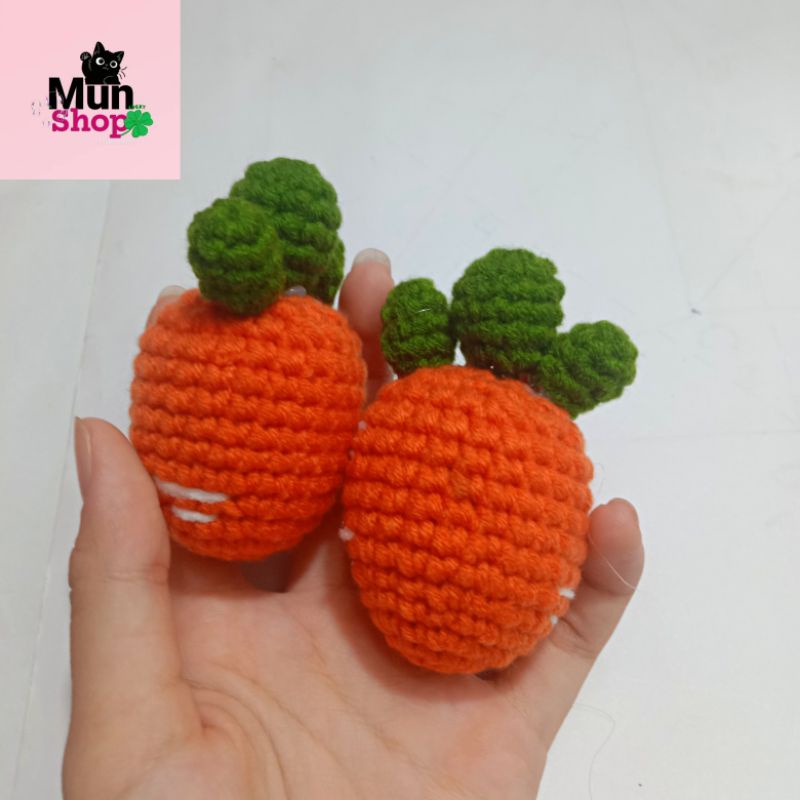 MÓC KHOÁ CARROT LEN HANDMADE