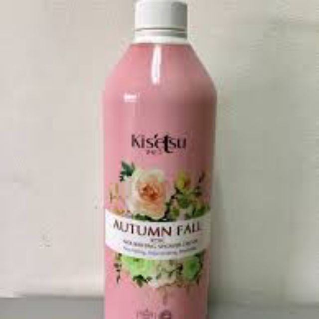 Sữa tắm Kisetsu sáng da, dưỡng ẩm Malaysia 950 ml.