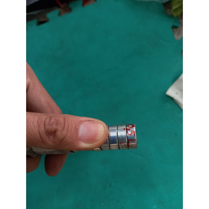 10 Nam châm vĩnh cửu , neo trắng đường kính 1.7cm dày 5 ly cực mạnh. Giá 10 cục