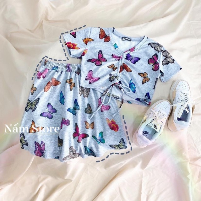 Set áo croptop rút dây + quần dài jogger Dáng rộng dây rút in hình bướm + váy hình bươm bướm Butterfly Skirt Pant | BigBuy360 - bigbuy360.vn