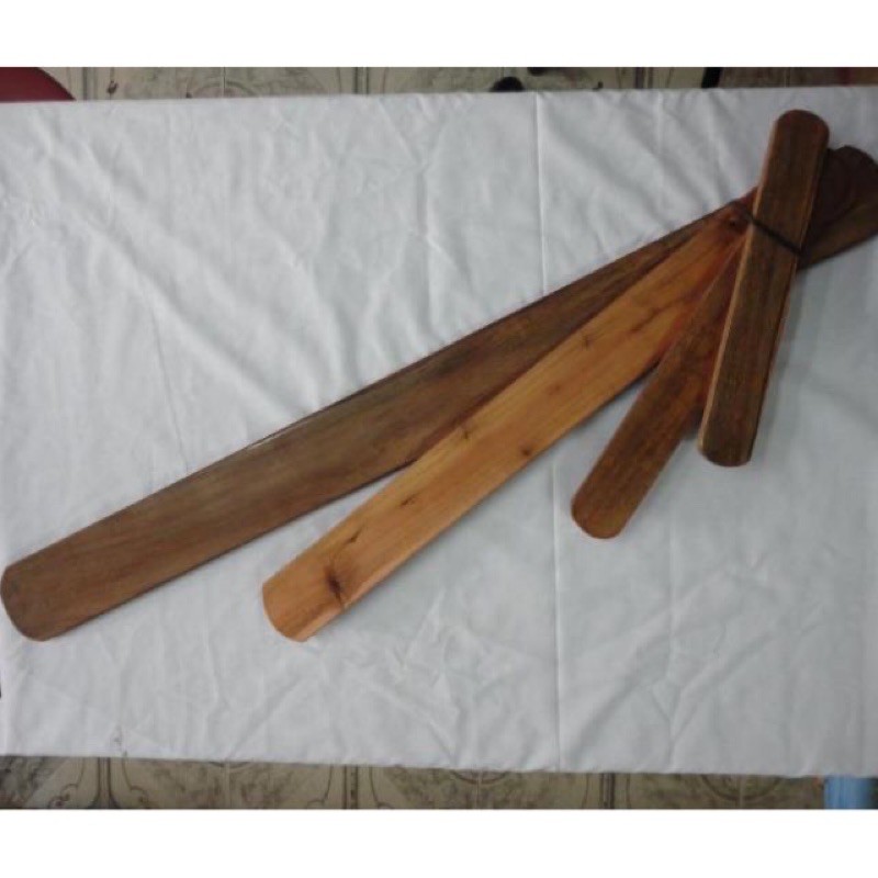 1 cây nẹp gỗ y tế - cố định cẳng chân tay