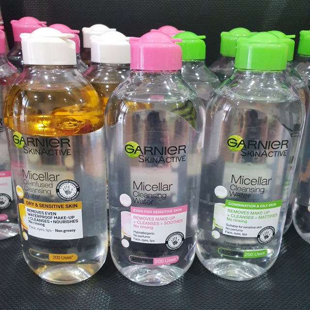 Tẩy trang Garnier Vàng (dạng dầu) 400ml | BigBuy360 - bigbuy360.vn