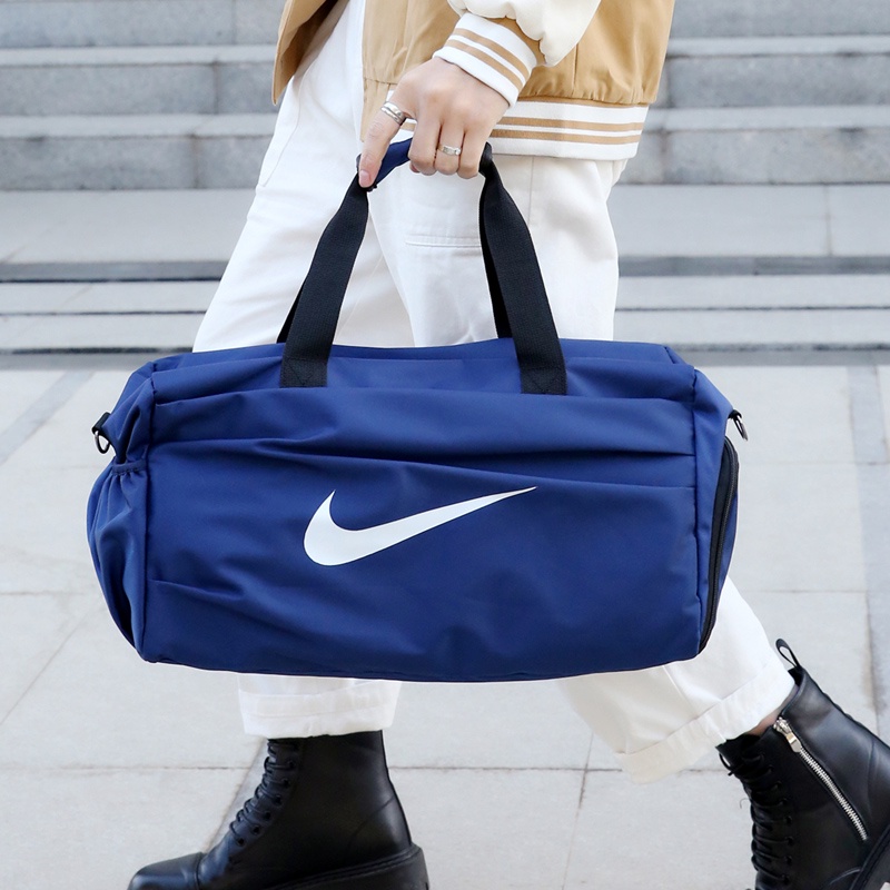 Túi Xách Nike Đa Năng Chia Ngăn Khô Ướt Tiện Dụng