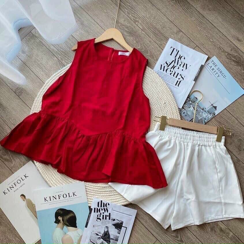 Sét Bộ Đũi Cổ Tròn Họa Tiết Áo Xòe Màu Đỏ Phối Quần Đùi Trắng Cực Xinh Dễ Thương