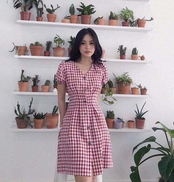 Đầm Caro chít eo tay phồng