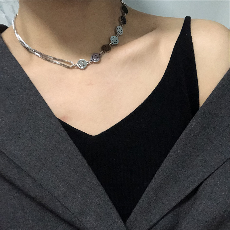 vòng cổ Thép Titan Mặt Cười Phong Cách Harajuku