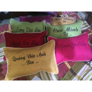 Gối in tên bé đi học