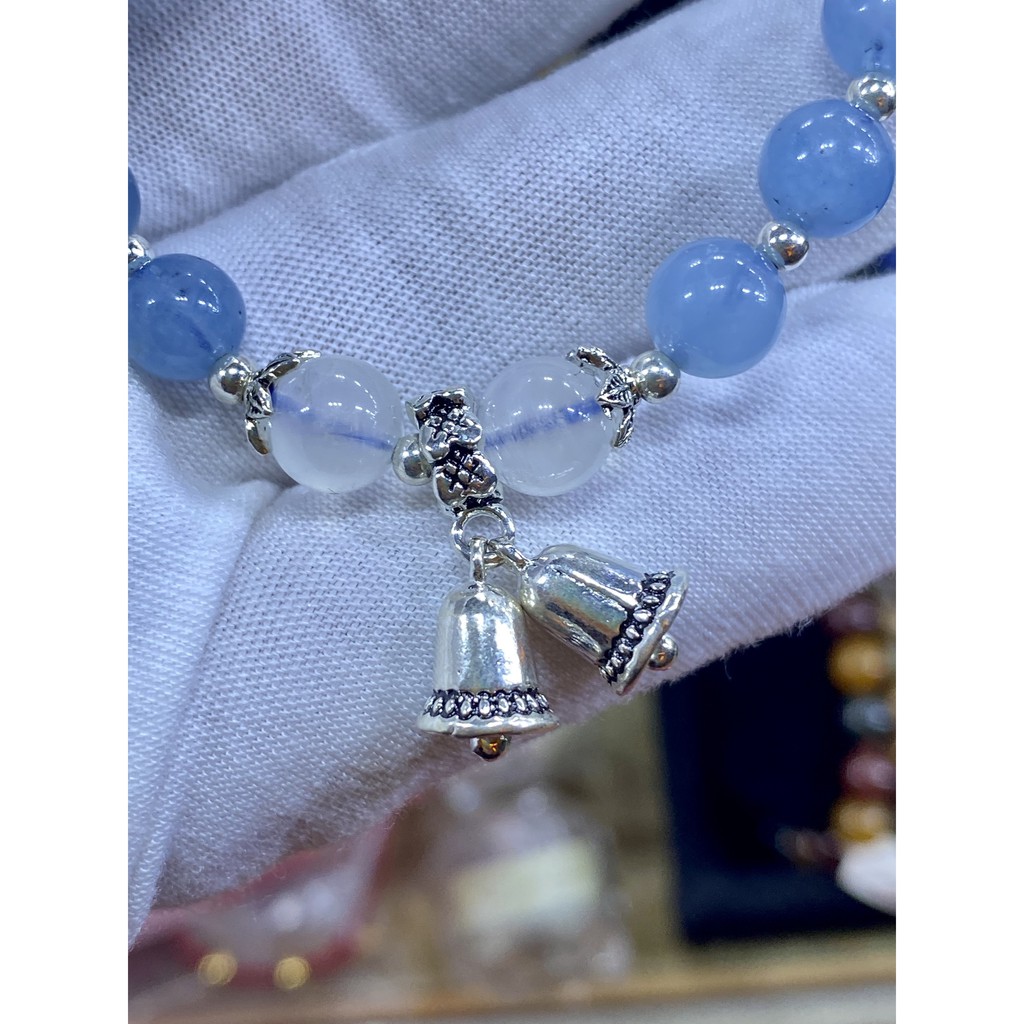 Vòng Phong thủy hợp mệnh Kim - Thủy, Đá Aquamarine mix charm chuông bạc 925