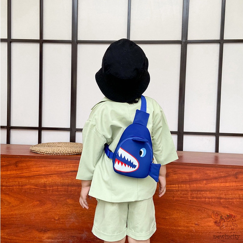 Túi Đeo Chéo Hình Cá Mập Hoạt Hình Dễ Thương Cho Bé