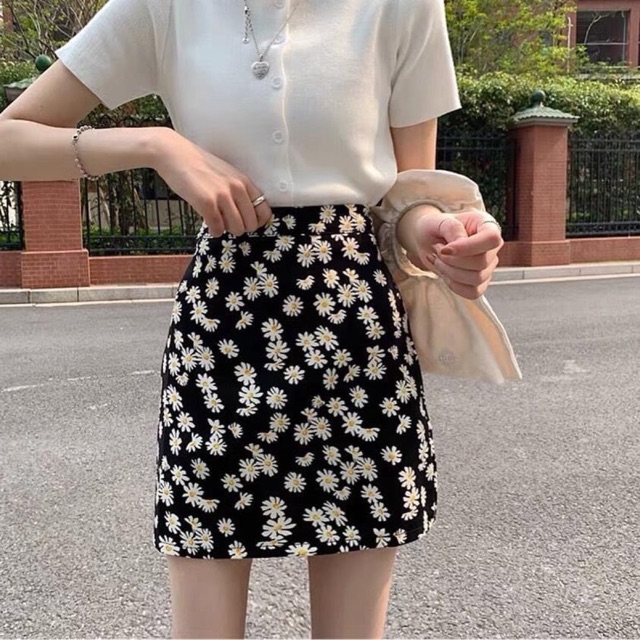 [Mã FASHIONT4WA2 giảm 10K đơn 50K] Chân váy hoa cúc chữ a m61