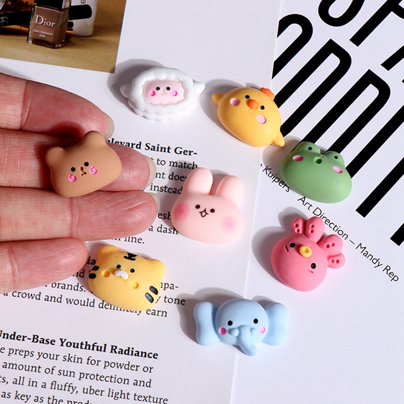 Bộ 4 Miếng Dán 3D Hình Động Vật Hoạt Hình Trang Trí Điện Thoại