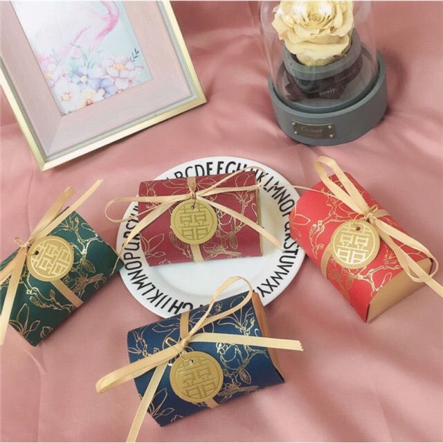 Set 50 hộp quà cưới giỏ nơ chữ hỉ sang trọng lịch sự