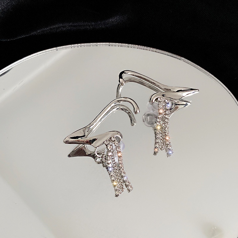 Khuyên Tai Tua Rua Đính Đá Zircon Đơn Giản Thời Trang