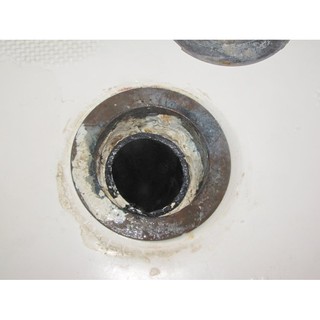 Dung dịch thông tắc cống